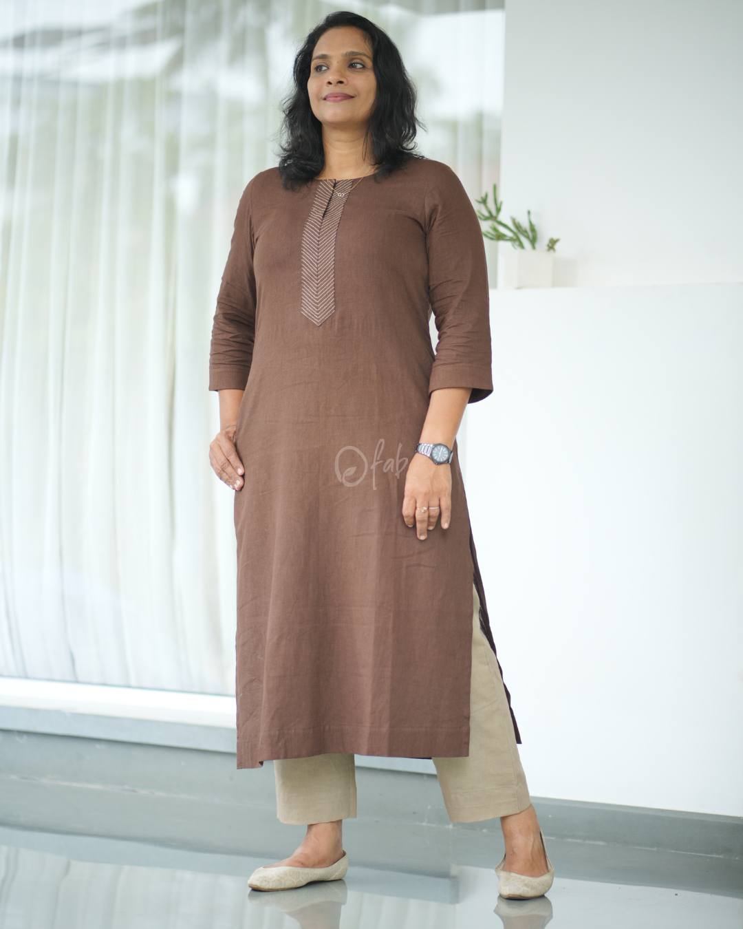 SLITTED KURTHA WITH POCKET