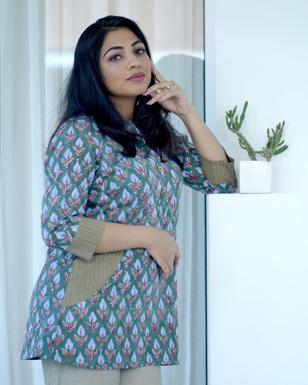 SHORT KURTHI WITH POCKET