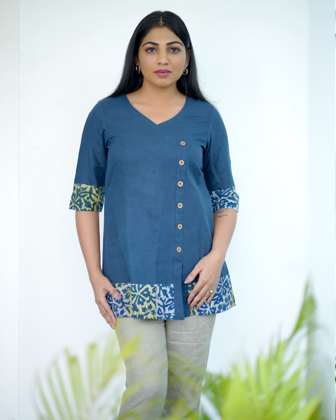 SHORT KURTHI