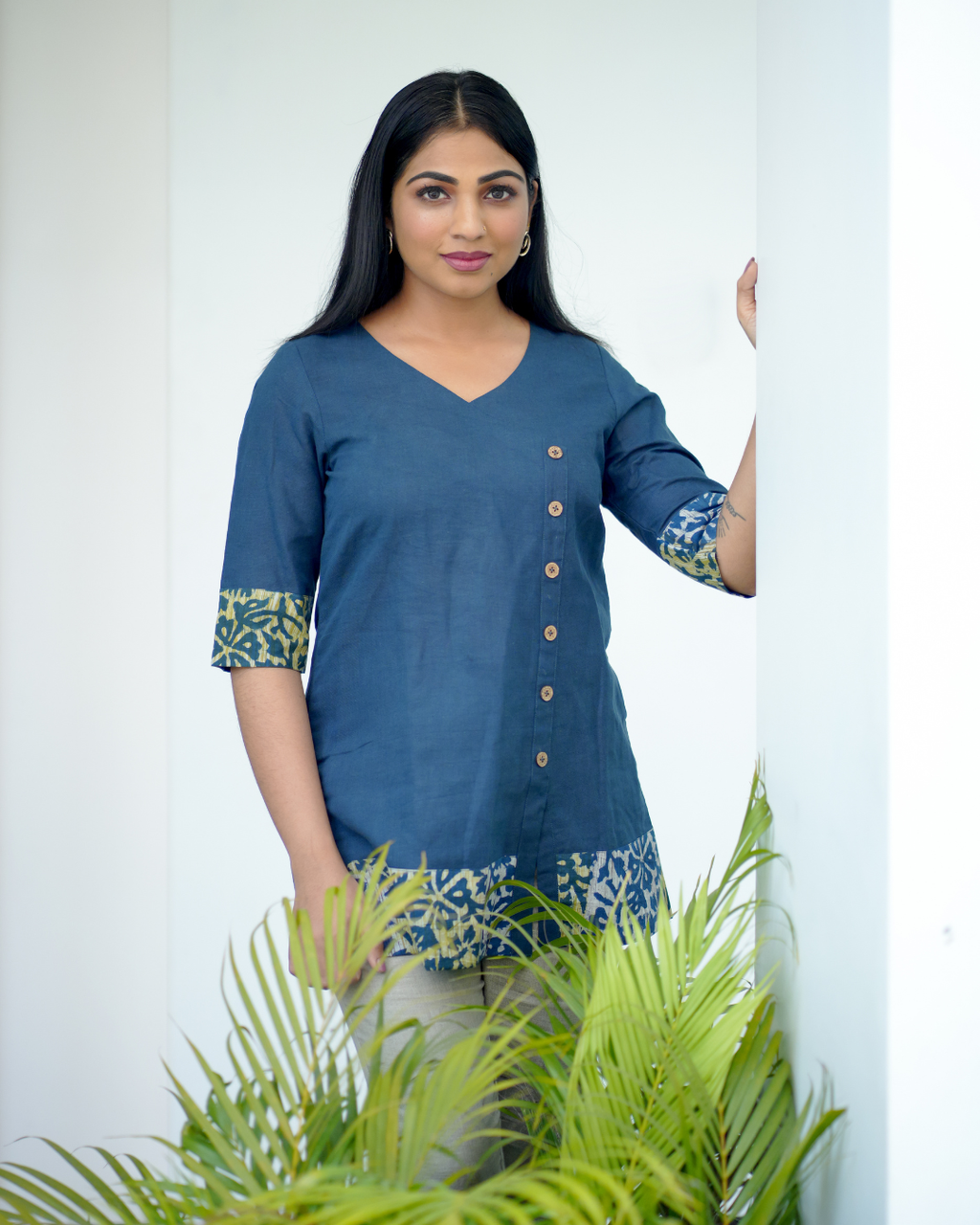 SHORT KURTHI