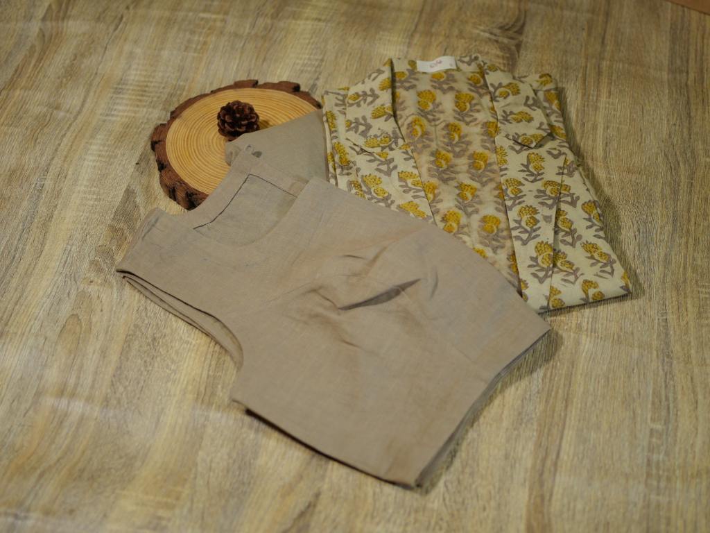 CO-ORD SET WITH PRINTED JACKET