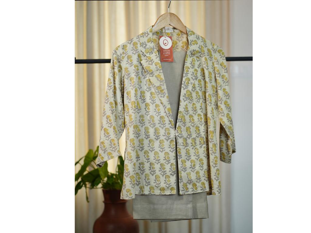 CO-ORD SET WITH PRINTED JACKET