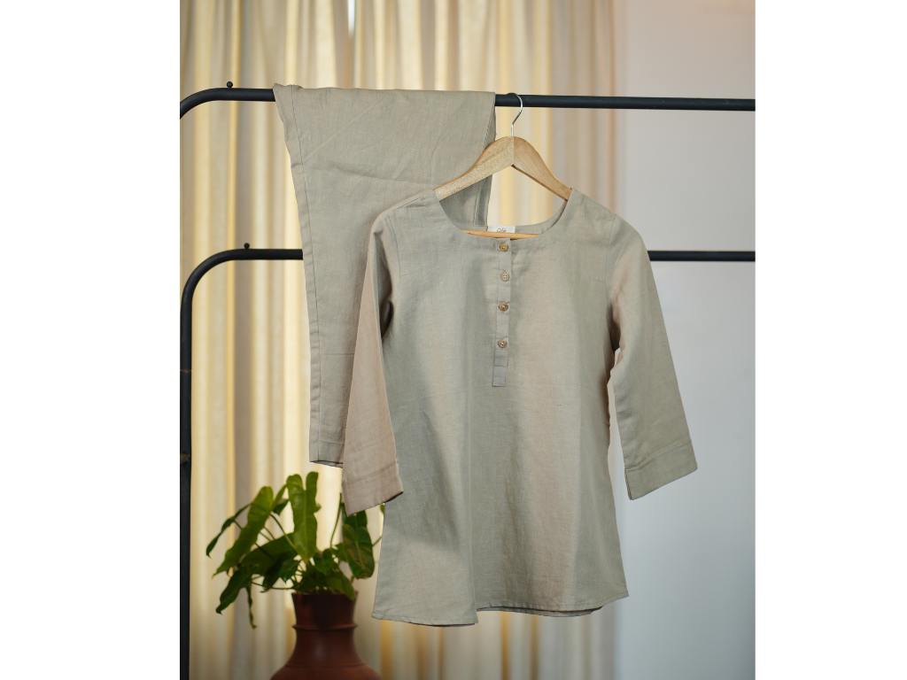 SHORT KURTHA WITH PANT