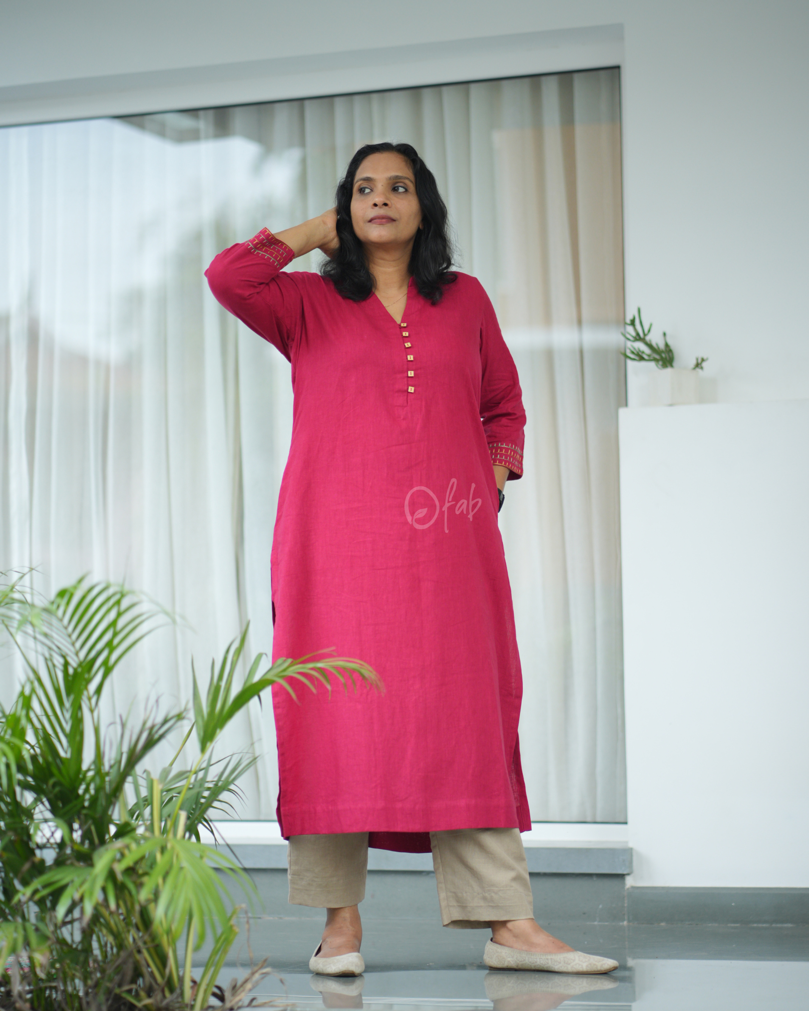 SLITTED KURTHA WITH POCKET